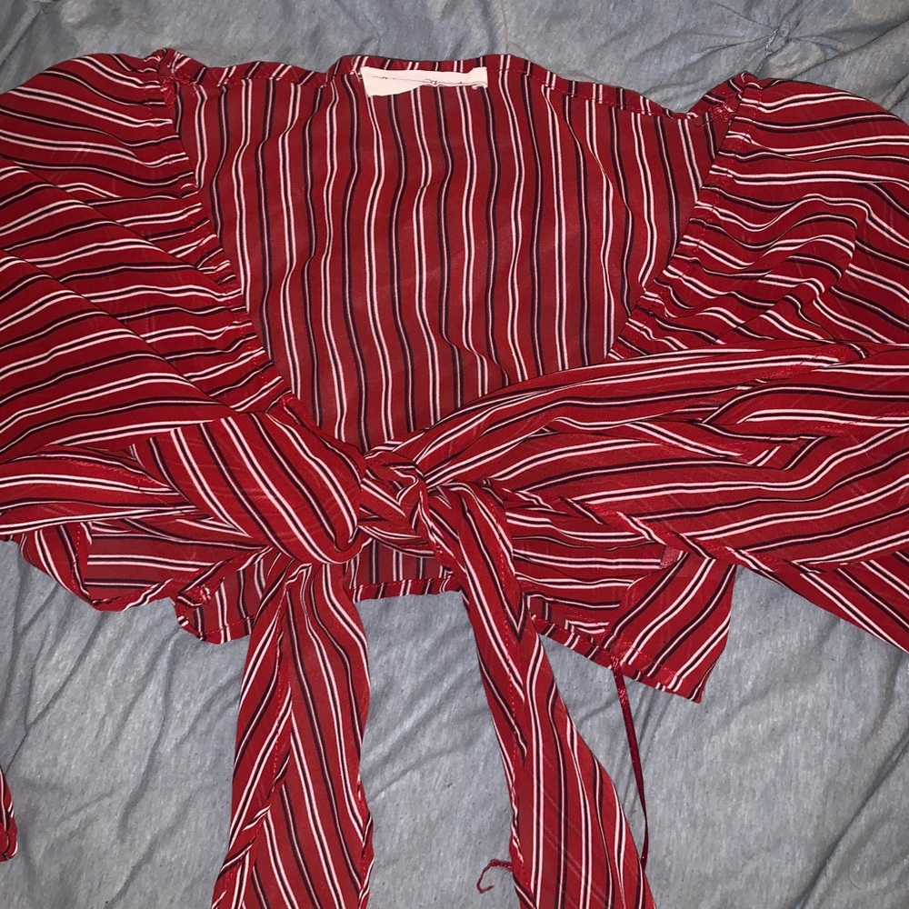 American Threads Top - Picture 3 of 3